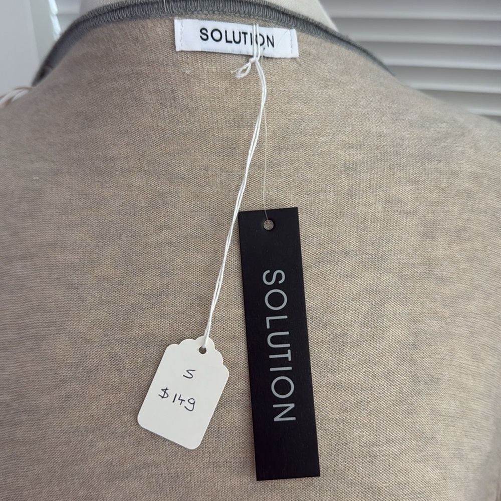 Cardigan - Picture 5 of 5